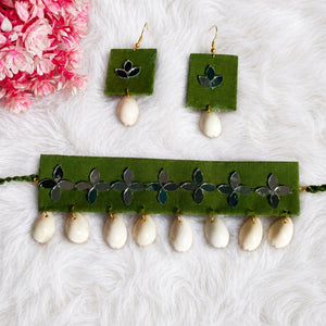 Green Mirror Choker Set